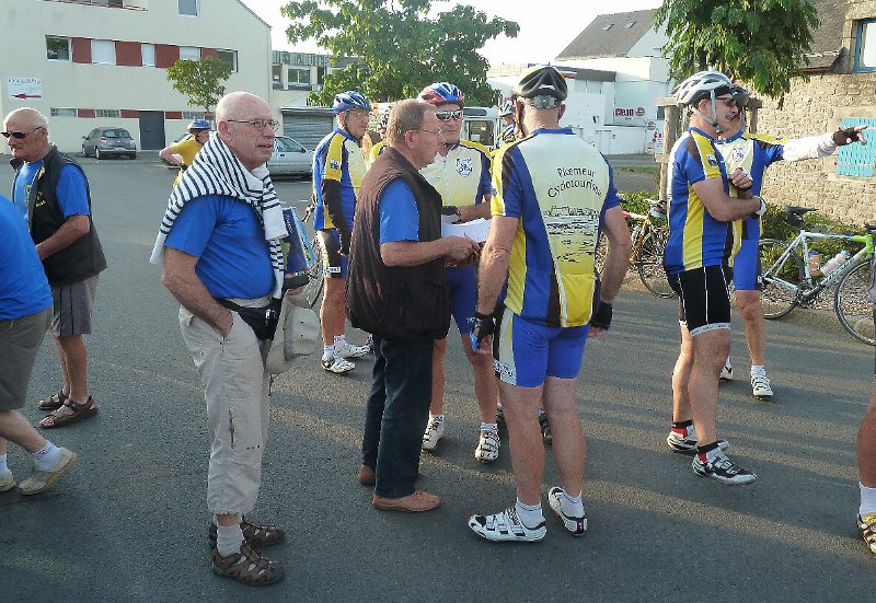 2011-07-03 02 06 La Longere Avant le depart.JPG